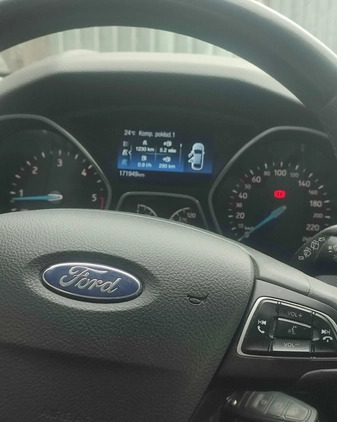 Ford Focus cena 35999 przebieg: 176100, rok produkcji 2017 z Nowe Skalmierzyce małe 352